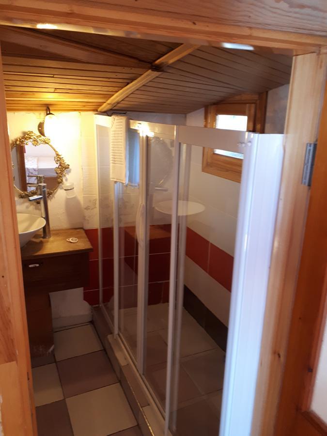 Bozcaada Boutique Bed & Breakfast ภายนอก รูปภาพ