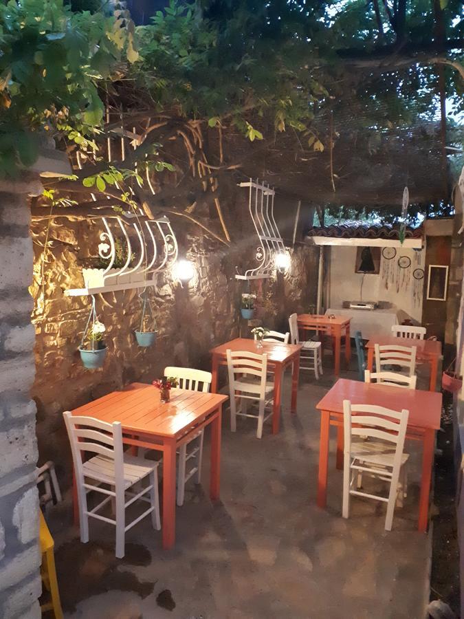 Bozcaada Boutique Bed & Breakfast ภายนอก รูปภาพ