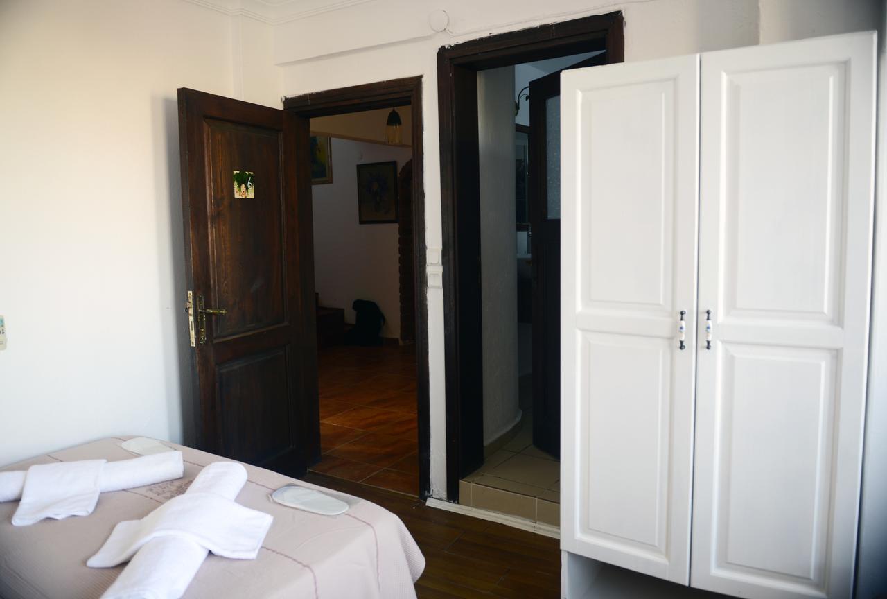 Bozcaada Boutique Bed & Breakfast ภายนอก รูปภาพ