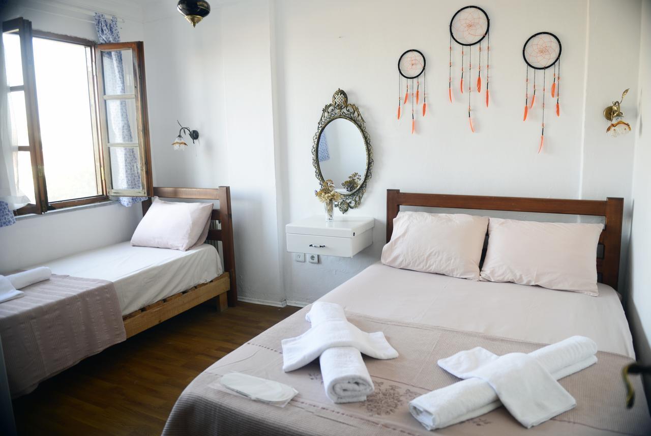 Bozcaada Boutique Bed & Breakfast ภายนอก รูปภาพ
